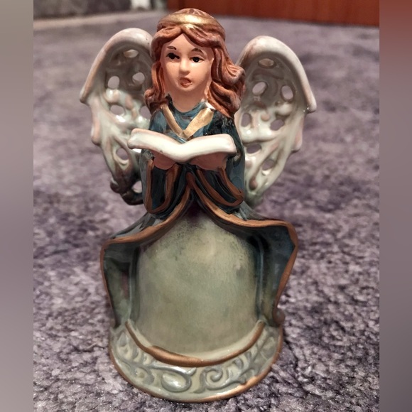 Vintage Trio of Glazed Ceramic Christmas Angel Bells with Reticulated Wings - Picture 8 of 10